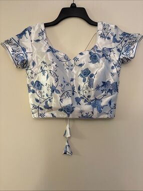 One minute Saree Women’s Floral Satin Short Sleeve Crop Saree Top